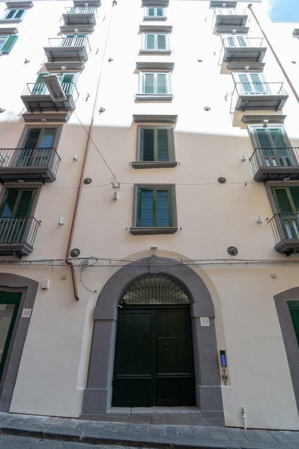 Aparthotel Palazzo Settembrini 49 Nápoles Exterior foto